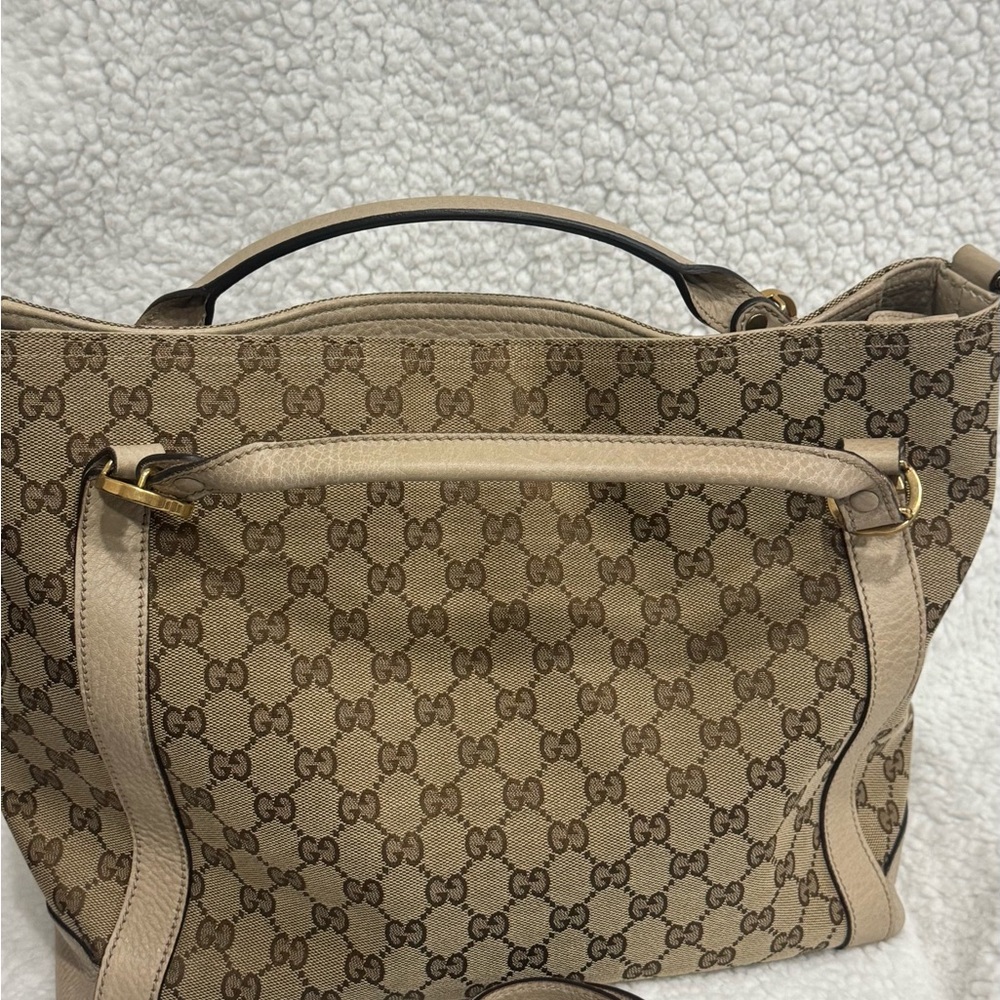 Gucci Beige Monogram Women's Bag